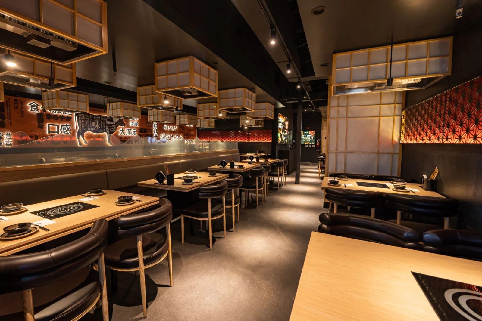 Mikiya Temple City dining room